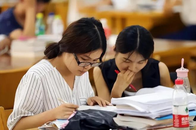 AG真人国际“考到就是赚到”的5个证书含金量高就业有帮助你有哪一个？(图6)